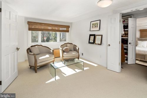 32 Snowden Ln, Princeton NJ 08540-3650 exterior