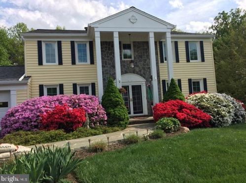 14928 Perrywood Dr, Burtonsville, MD 20866-1833