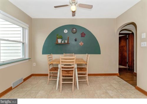 6819 Vale Summit Ln, Middletown MD  21769-6637 exterior