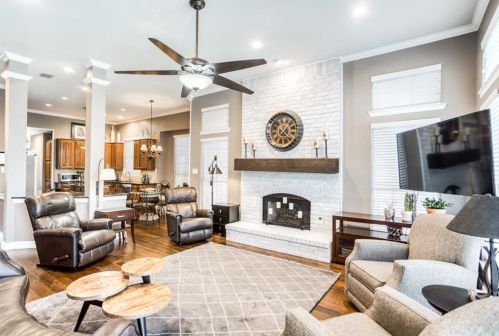 1025 Crk Bnd, Carrollton TX 75007-2787 exterior