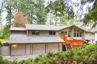 24303 23rd Ave, Bothell, WA 98021-9212