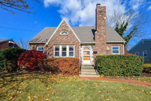 821 Maryland Ave, Salem, VA 24153-5310