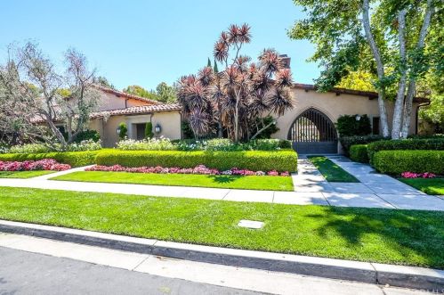 77 Canyoncrest, Irvine CA  92603-0131 exterior