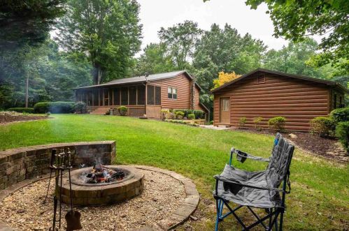 4895 Old Burnt Mtn Rd, Big Canoe GA  30143-2204 exterior