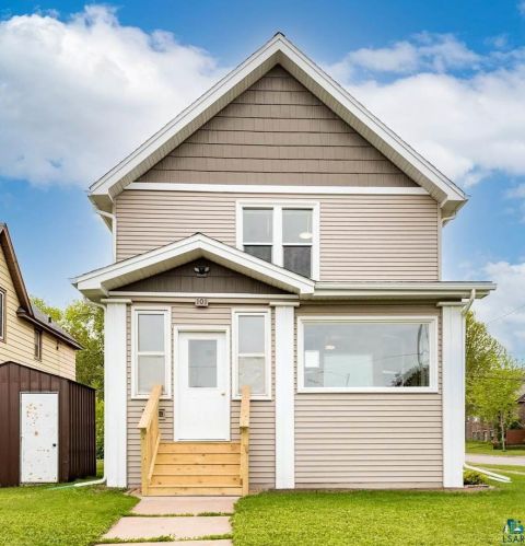 101 64th Ave, Duluth, MN 55807-1946