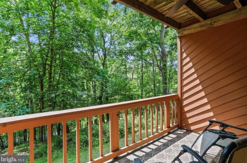 106 Tecumseh Trl, Hedgesville WV  25427-3859 exterior