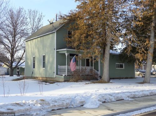 241 7th St, Albany, MN 56307-9454
