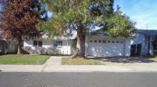 669 Ebbetts Ave, Manteca, CA 95337-6016