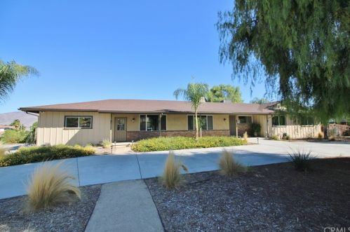 1039 Park Ave, San Jacinto, CA 92583-5423