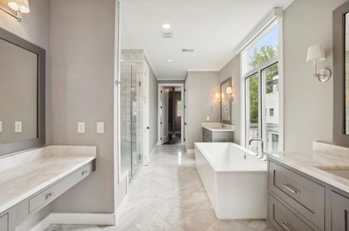1074 Abington Ct, Atlanta GA  30319 exterior