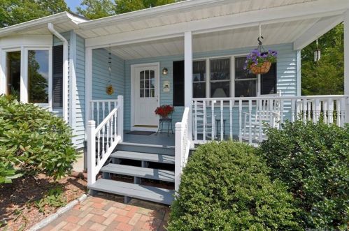 68 Old Marlborough Rd, East Hampton, CT 06424-1538