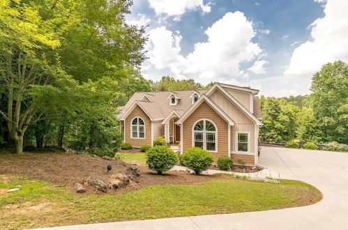141 Preserve Pkwy, Ball Ground, GA 30107-3228