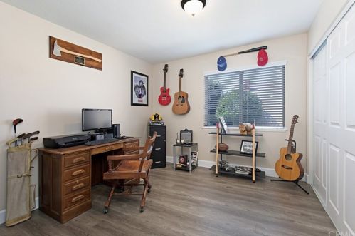 11109 Middleborough Rd, Riverside CA  92503-5814 exterior
