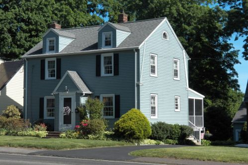 20 Baldwin Ave, Meriden, CT 06450-3408