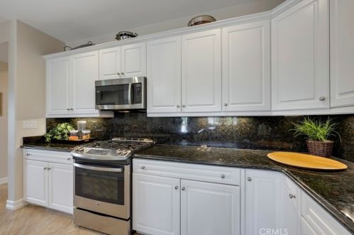 9406 Revere Ct, Santa Ana CA  92708-4577 exterior