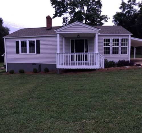 11 Princeton Ave, Greenville, SC 29607-1630