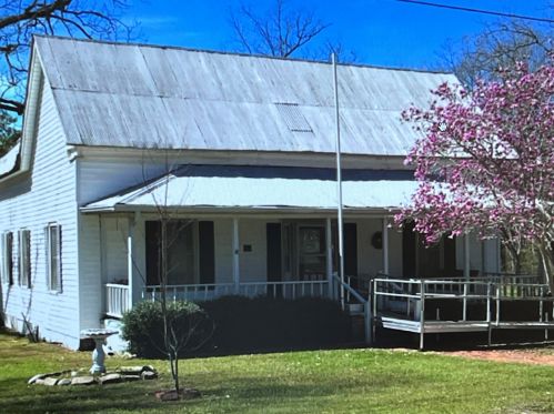 120 1st Ave, Twin City, GA 30471-3802