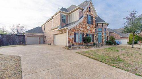 6911 Canyon Meadow Dr, Garland, TX 75048-3056