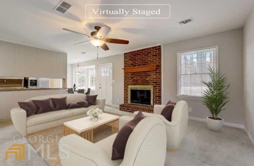 3155 Village Glen Trl, Lithonia, GA 30039-4662