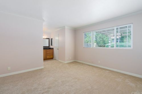 6219 Woodsboro Ave, Anaheim CA  92807-2346 exterior