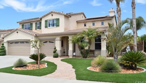 12722 Royal Palm Ln, Riverside CA  92503-7077 exterior