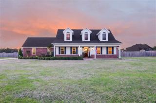 64 Eaton Cv, Crosstown, TN 38004-7625