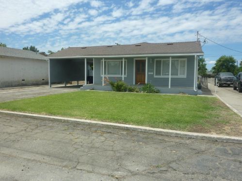 1308 Elgin Ave, Dos Palos, CA 93620-2118