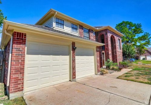 2905 London Ct, Pearland, TX 77581-4532