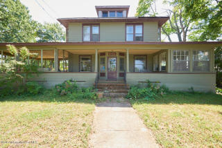 16 Center Ave, Leonardo, NJ 07737-1622