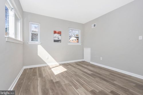 8107 Lockney Ave, Silver Spring MD 20912-7304 exterior