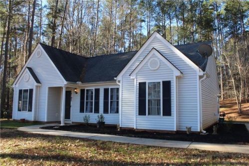 621 Brock St, Central, SC 29630-9289