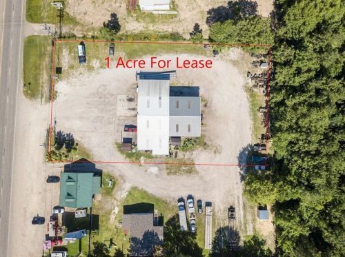 16362 Highway 105, Conroe TX  77306-5957 exterior