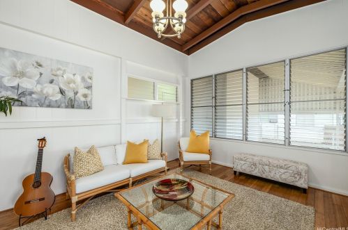 1441 Ainapua St, Honolulu HI  96819-1624 exterior