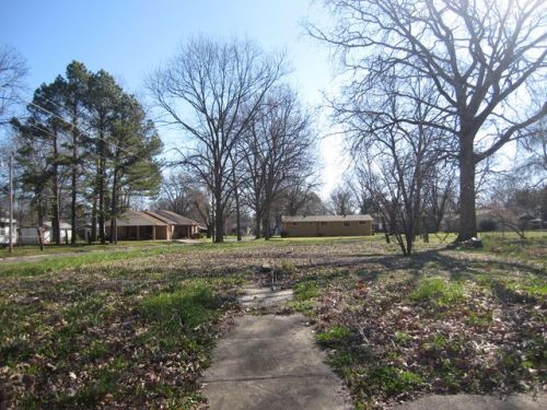 716 G St, Wynne, AR 72396-2048