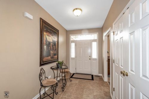 1190 Patrick Henry Pkwy, Lemont, IL 60490-2143