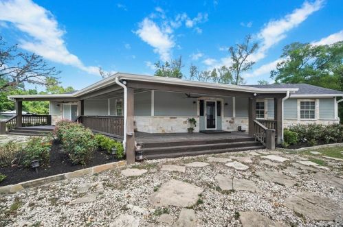 13667 Lyric Rd, Conroe, TX 77302-5743