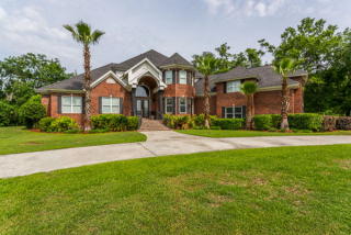 167 Harbor Pointe Dr, Brunswick, GA 31523-8927