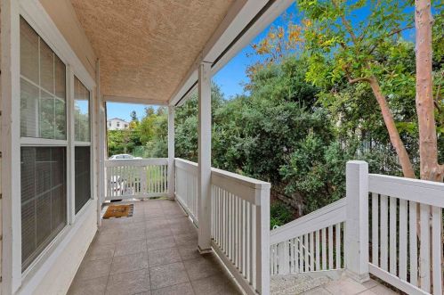 5048 Via Manos, Oceanside, CA 92057-4529