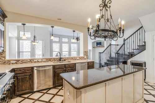 7401 Brightwater Rd, Fort Worth TX  76132-4325 exterior