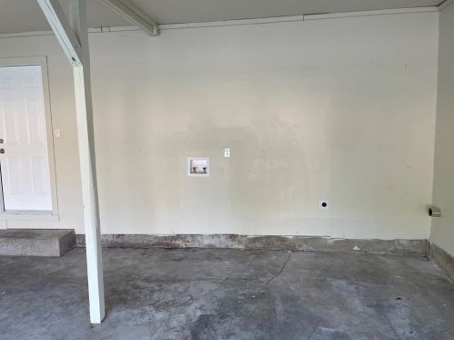 3800 Knox St, Fort Worth TX  76119-4819 exterior