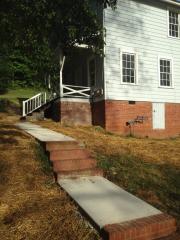 406 Grove Ave, Lindale, GA 30147-1218