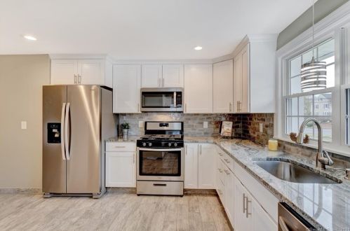337 Steele St, New Britain CT  06052-1518 exterior