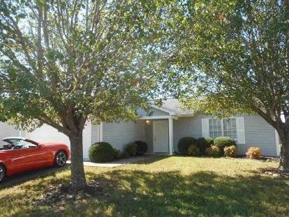 7556 Gary White Rd, Corryton, TN 37721-2530