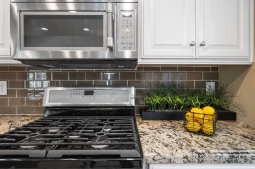 7820 Woodsboro Ave, Anaheim CA  92807-2434 exterior