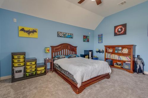 749 Mnr Dr, Argyle TX 76226-5923 exterior