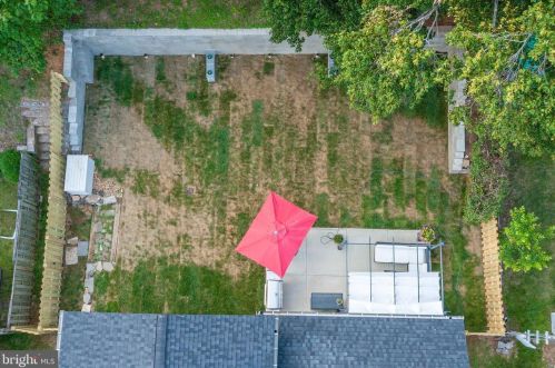 820 Malibu Dr, Silver Spring MD  20901-3648 exterior