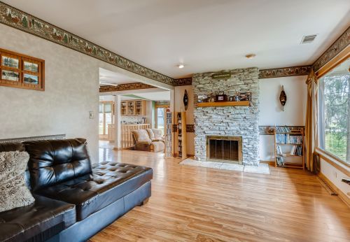 12925 Monitor Ave, Palos Heights, IL 60463-2434