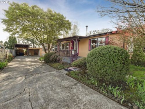 23730 Meadow Dr, Aurora, OR 97002-9641
