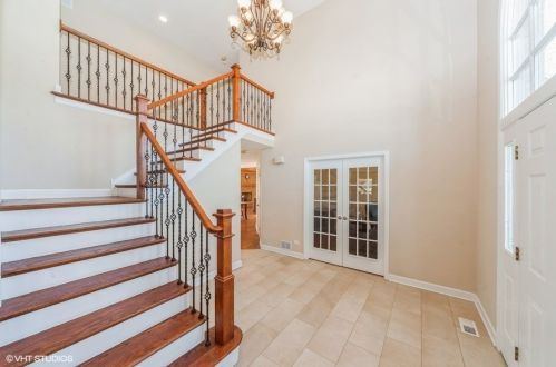 2911 Kingston Dr, Buffalo Grove, IL 60089-6308