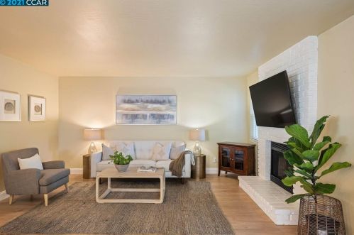 24 Donegal Way, Pacheco, CA 94553-6270